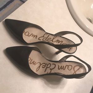 Sam Edelman black pumps
